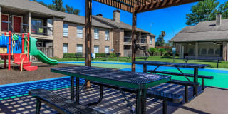 Synott Square Gallery 12