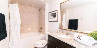 Luxe at Katy Gallery 42