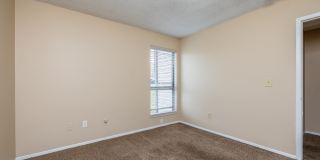 Emerald Hills Apartments Gallery 10