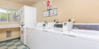 Senior Housing - Heritage Park at Alta Loma Gallery 14