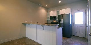 South Ridge Town Homes Gallery 14