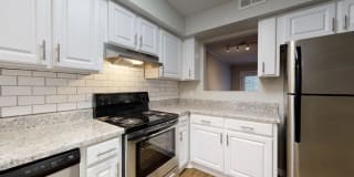 Links at Thorndale Gallery 1