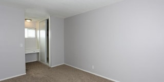 Luxe at Burbank Gallery 10