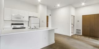 1300 Chestnut Street Gallery 25