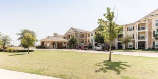 Senior Housing - Emory Senior Living Apartments Gallery 46