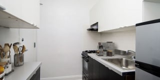 632-42 West Addison Street Gallery 2