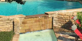 6Eleven Lamar Gallery 6