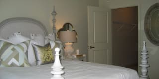 Cross Creek Village Gallery 11