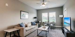 Vantage Apartments Gallery 19
