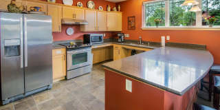 Hill Crest - Senior Housing Gallery 9