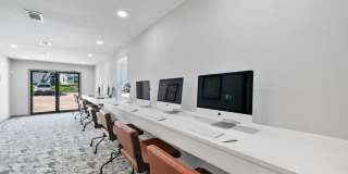 The Halston Gallery 19