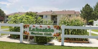 Lakeside Village Gallery 18