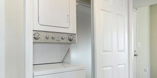 47Seventy Settler's Point Apartments Gallery 10