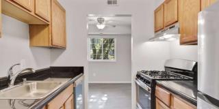 Dunhill South Apartments Gallery 1