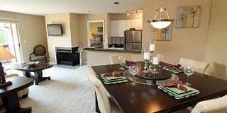 Camden at Bloomingdale Gallery 3