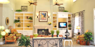 Cypress Creek Apartment Homes at Wayside Drive Gallery 9