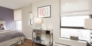 Walnut Square Gallery 11