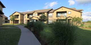 The Hamlins at Cedar Creek Lake Gallery 1