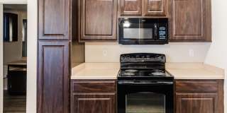 Senior Housing - Emory Senior Living Apartments Gallery 2