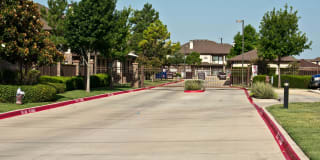 Estate Villas at Krum Gallery 72