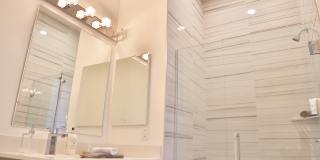 Senior Living - The James Ferndale Gallery 8