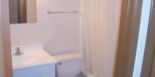 Orchard Ridge Apartments Gallery 17