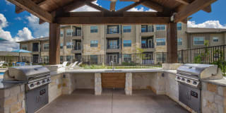 Hunters Crossing Gallery 33