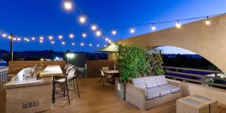 Vue Laurel Canyon Gallery 8