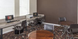 Eaton Square at Arlington Ridge Gallery 9