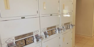 Seasons Apartments Gallery 16