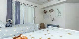 La Estancia Apartments Gallery 15