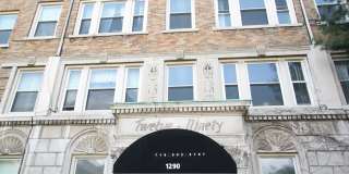 Gates Circle Gallery 18