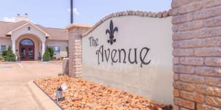 The Avenue Gallery 21