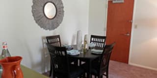 King's Grant Apartments Gallery 4