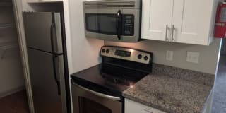 Goldelm at Metropolitan Apartments Gallery 1