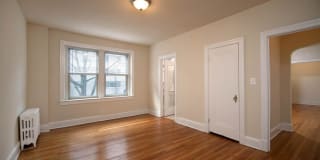 La Reine Apartments Gallery 6