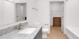 RISE Thirty Fourth - Student Housing Gallery 4