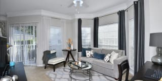 54 Magnolia Gallery 10