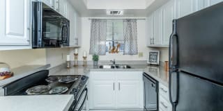 La Estancia Apartments Gallery 25