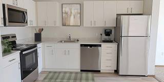 Ovation at Paine Field - 55+ Senior Living Community Gallery 3