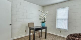 Wallington Plaza Gallery 18