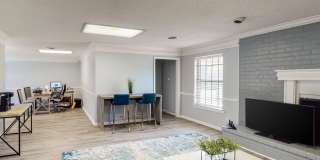 Luxe at Raleigh Apartments Gallery 28