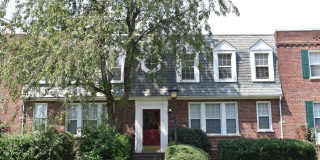 Colonial Village Apartments Gallery 26