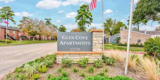 Glen Cove Apartments Gallery 9