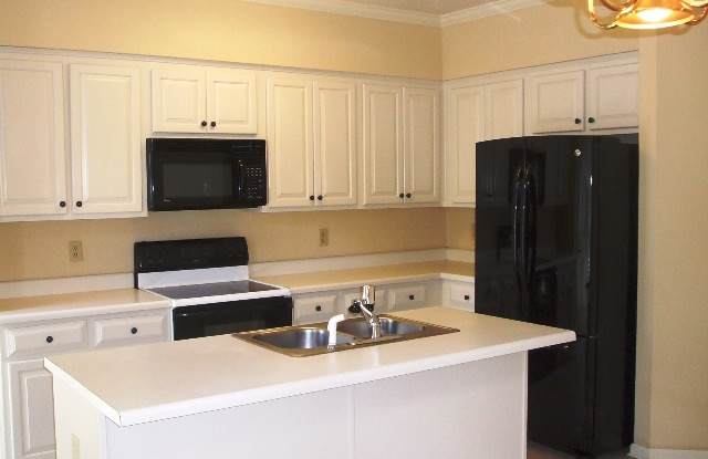 2562 Oakwood Trace SE Gallery 4