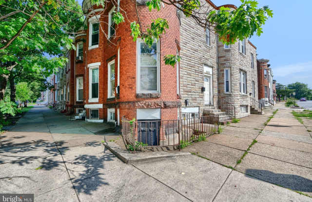 2300 N FULTON AVENUE photos photos