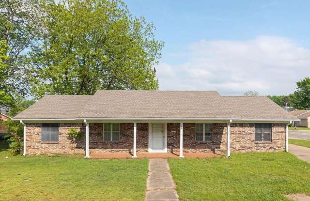 100  S Meadow  PL photos photos