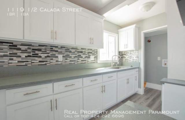 1119 1/2 Calada Street Gallery 2