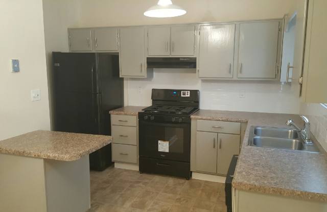3828 W Wood Path Gallery 2