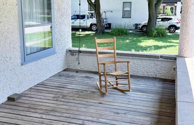 124 E Sunnyside Avenue Gallery 3